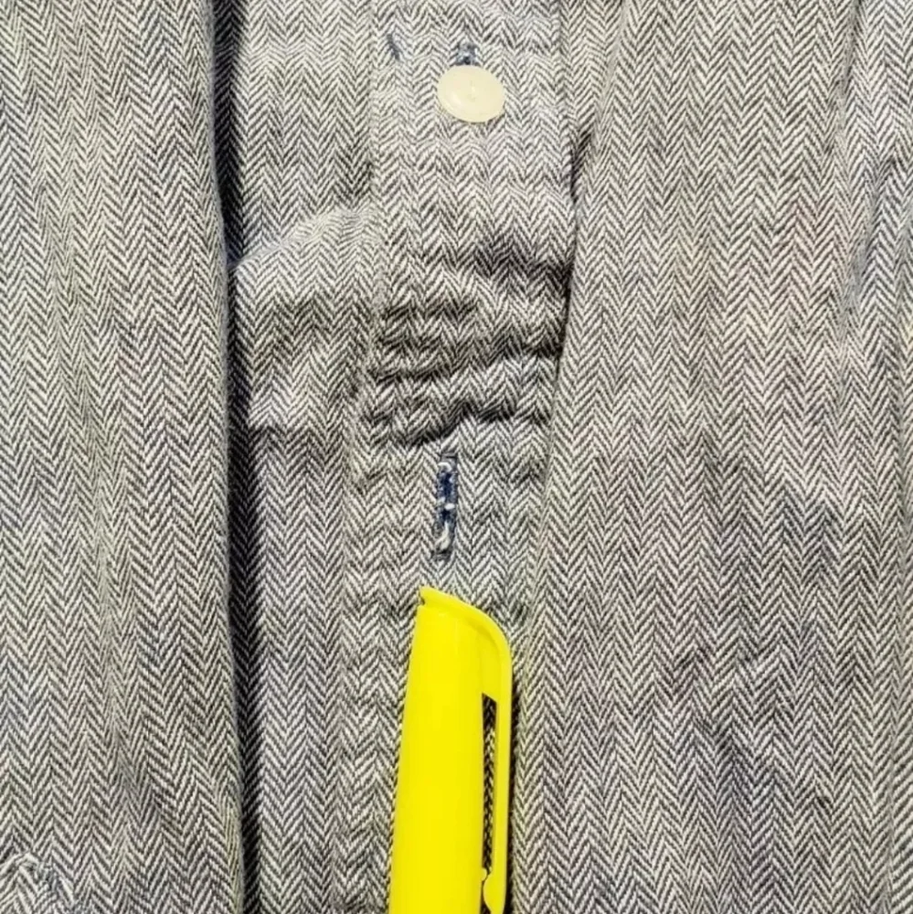 Gap Boys Button Up Shirt Size: Medium Long Sleeve